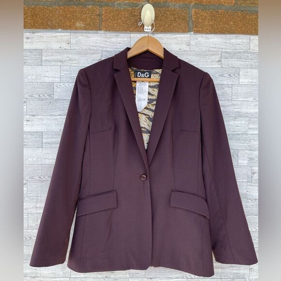 Dolce & Gabbana
Virgin wool 2 piece pant suit size 28/42 usa 6 - Picture 3 of 17